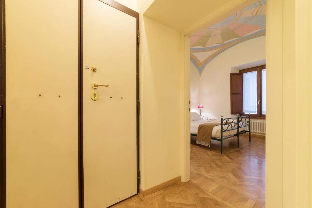 Casa Cornacchie - Fromhometoローマ エクステリア 写真